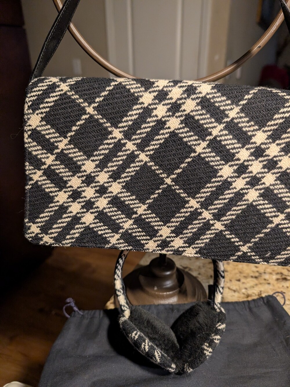 Burberry Black & Cream Check Ear Muffs Shoulder Bag Dustbag Authentic - Picture 2 of 16